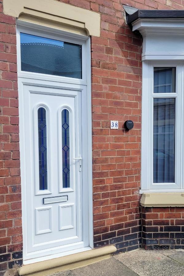 The Lawrence, 2 Bedroom Victorian House Redcar Exterior photo